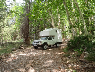 alquilar Miniautocaravana Nissan Navara mallorca | alquiler autocaravanas